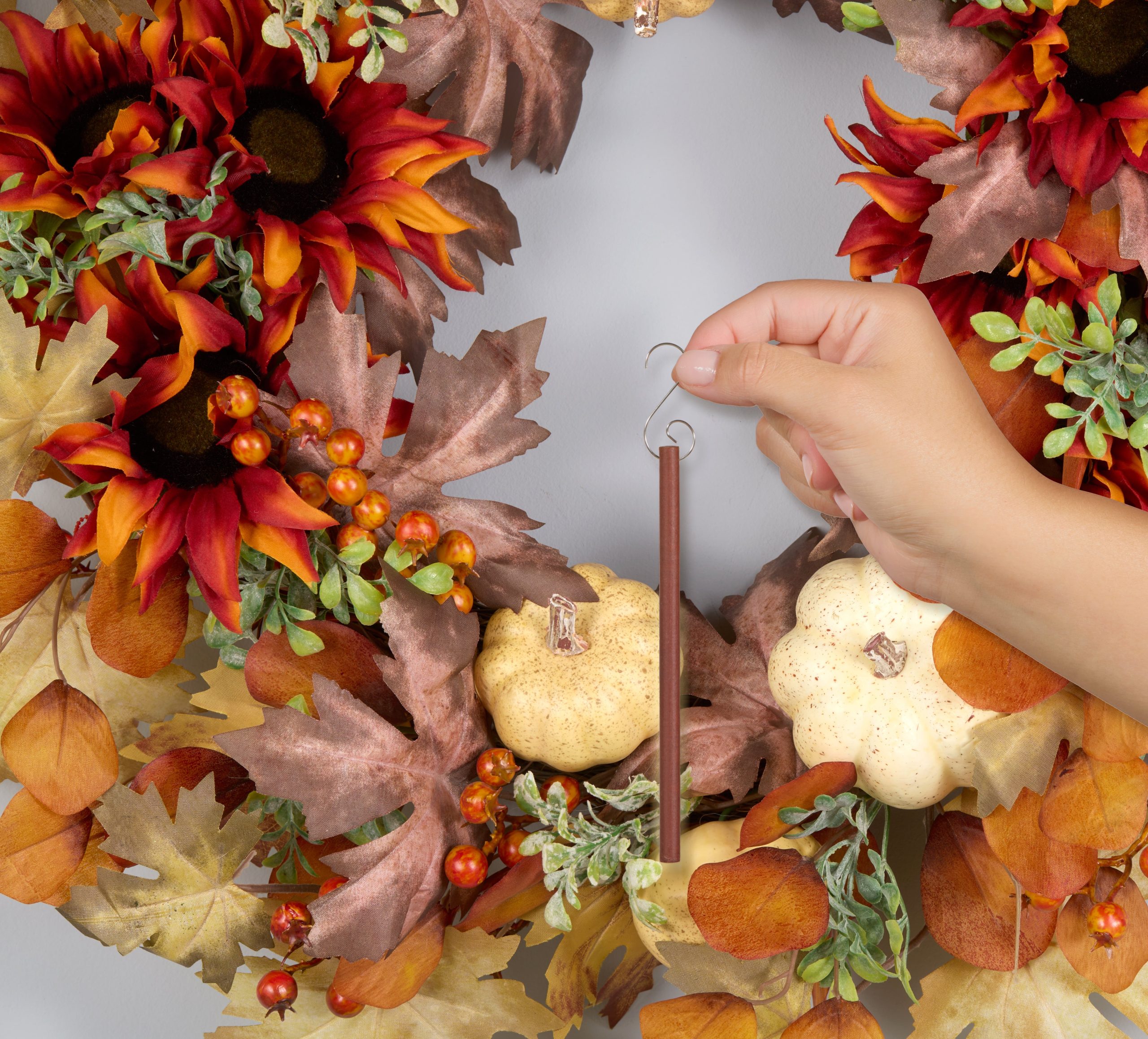 SS_ST6_Autumn_Wreath1_5b17d6ed-aa50-4e6a-b3c6-ea904e6b4e06-scaled-1.jpg